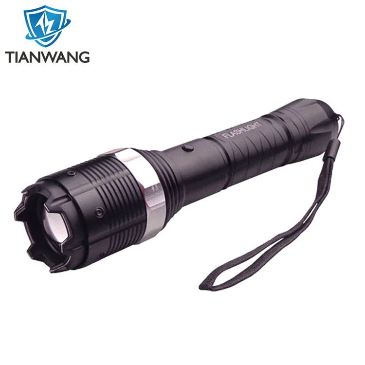 Zoomable LED Flashlight
